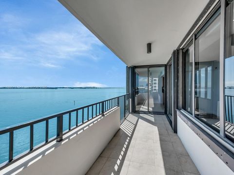 520 Brickell Key Dr A806 Miami FL 33131