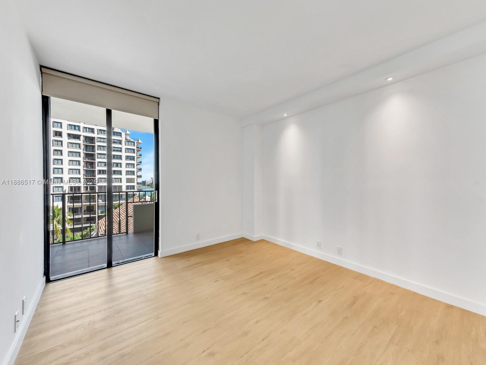 BRICKELL KEY ONE CONDO - Residential Lease