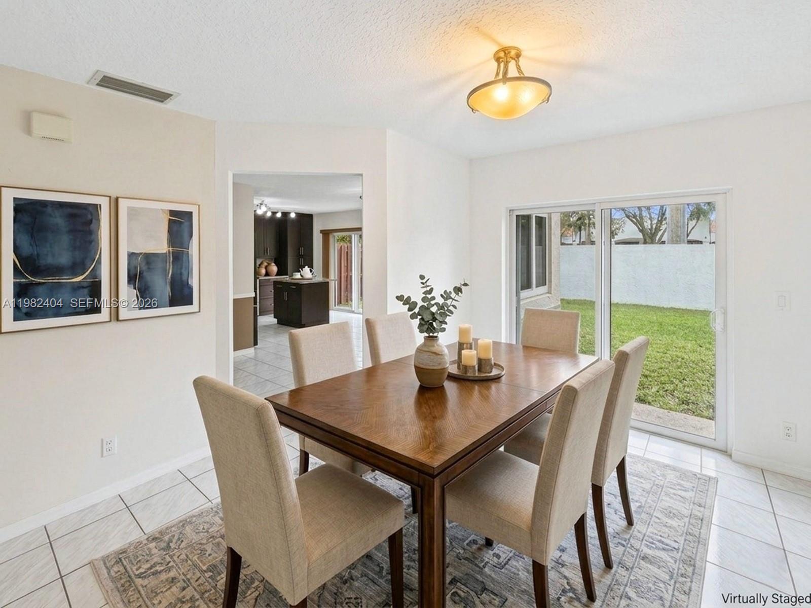 ROCK CREEK - REFLECTIONS - Residential