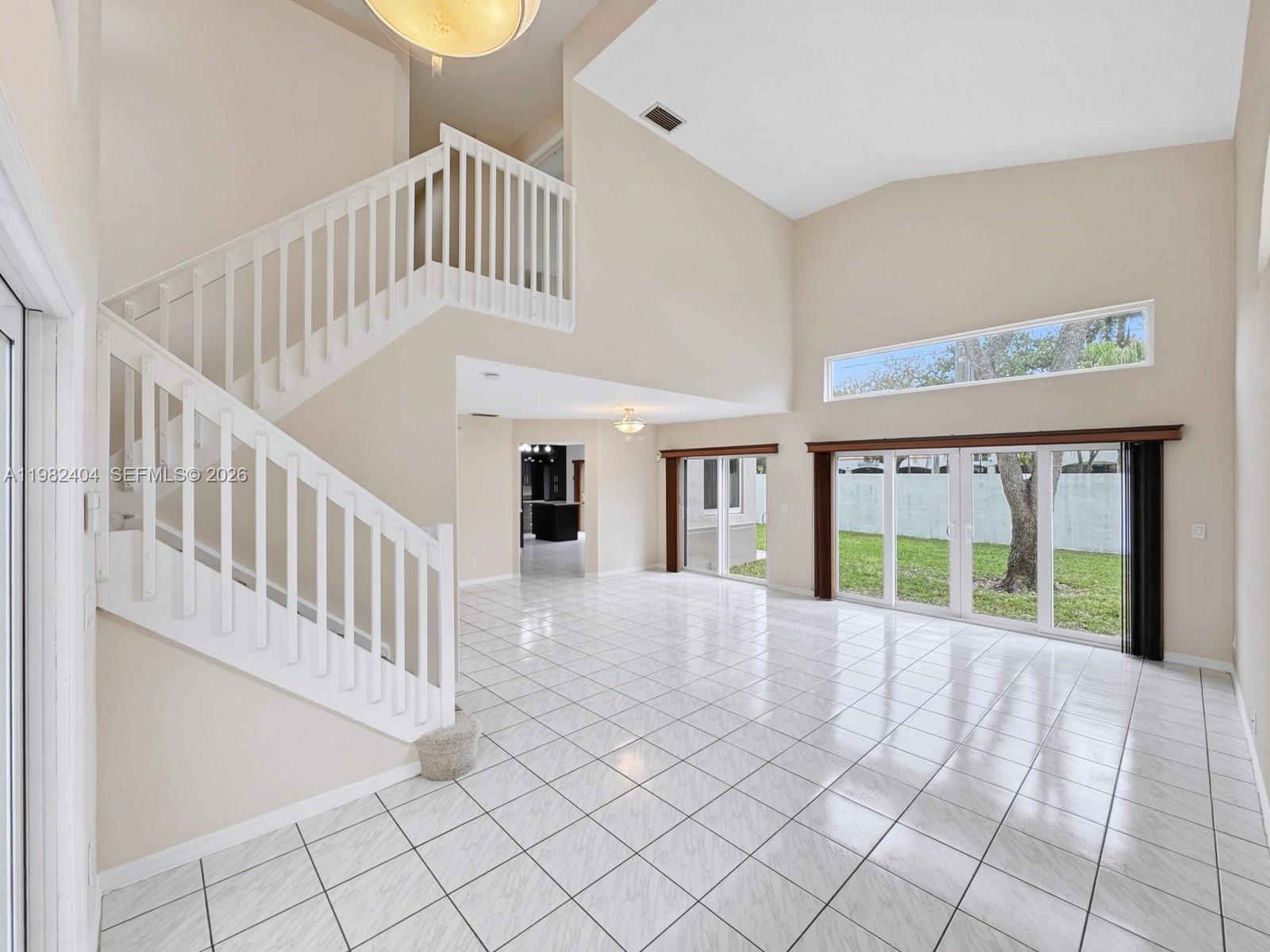 ROCK CREEK - REFLECTIONS - Residential