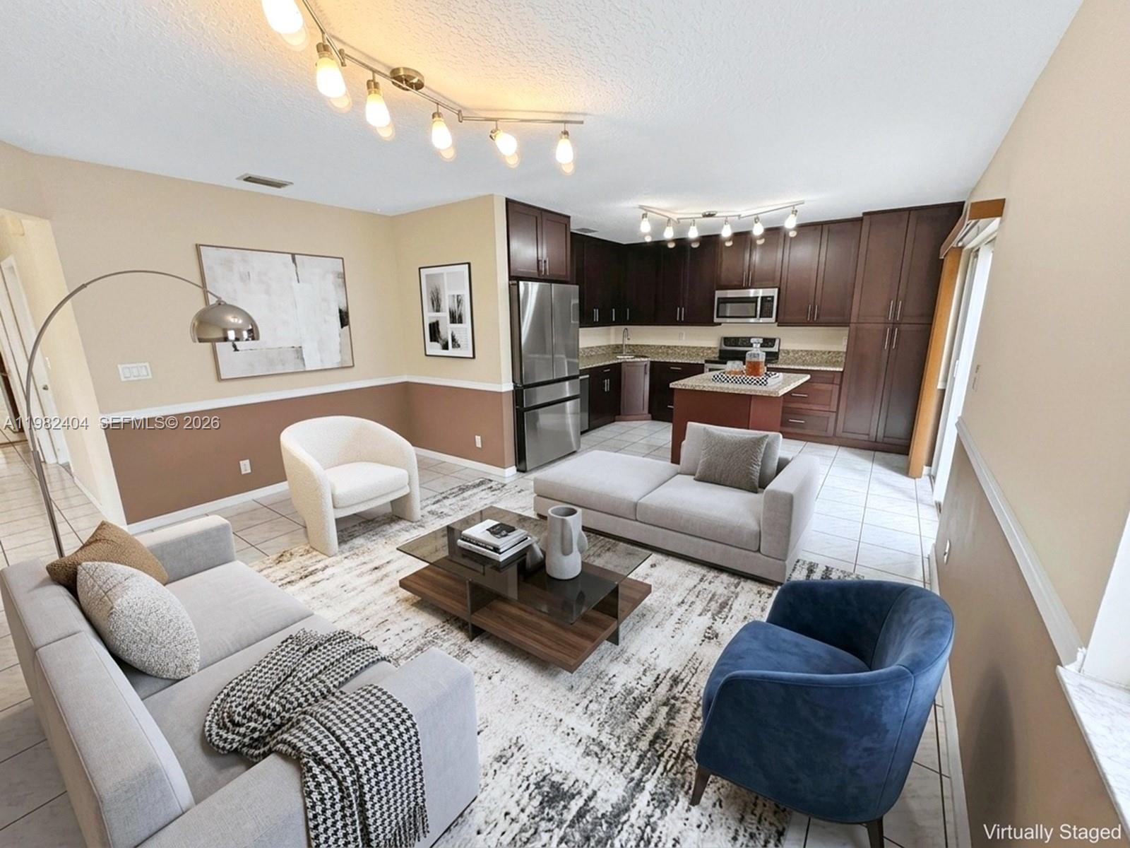 ROCK CREEK - REFLECTIONS - Residential