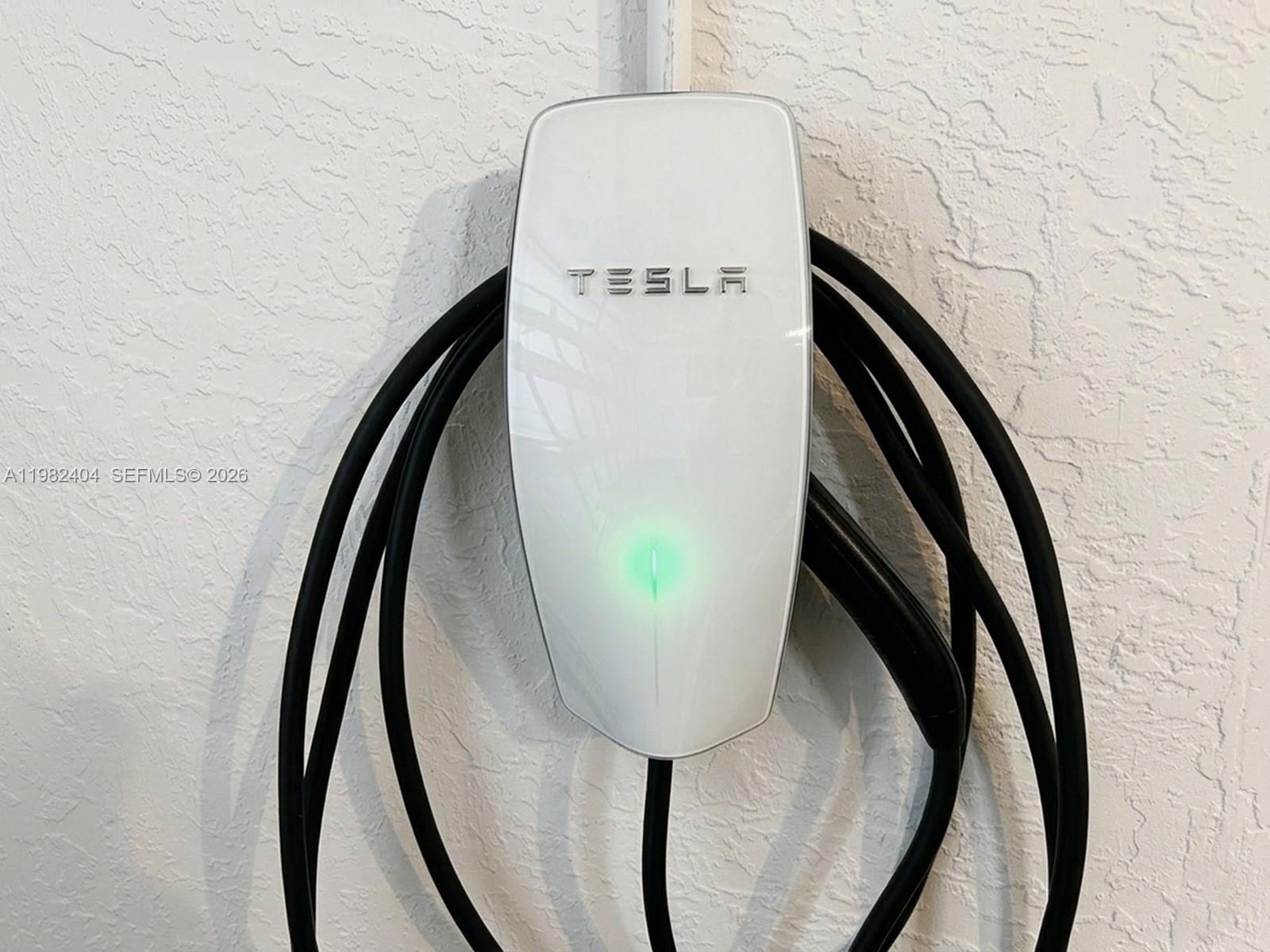 ROCK CREEK - REFLECTIONS - Residential