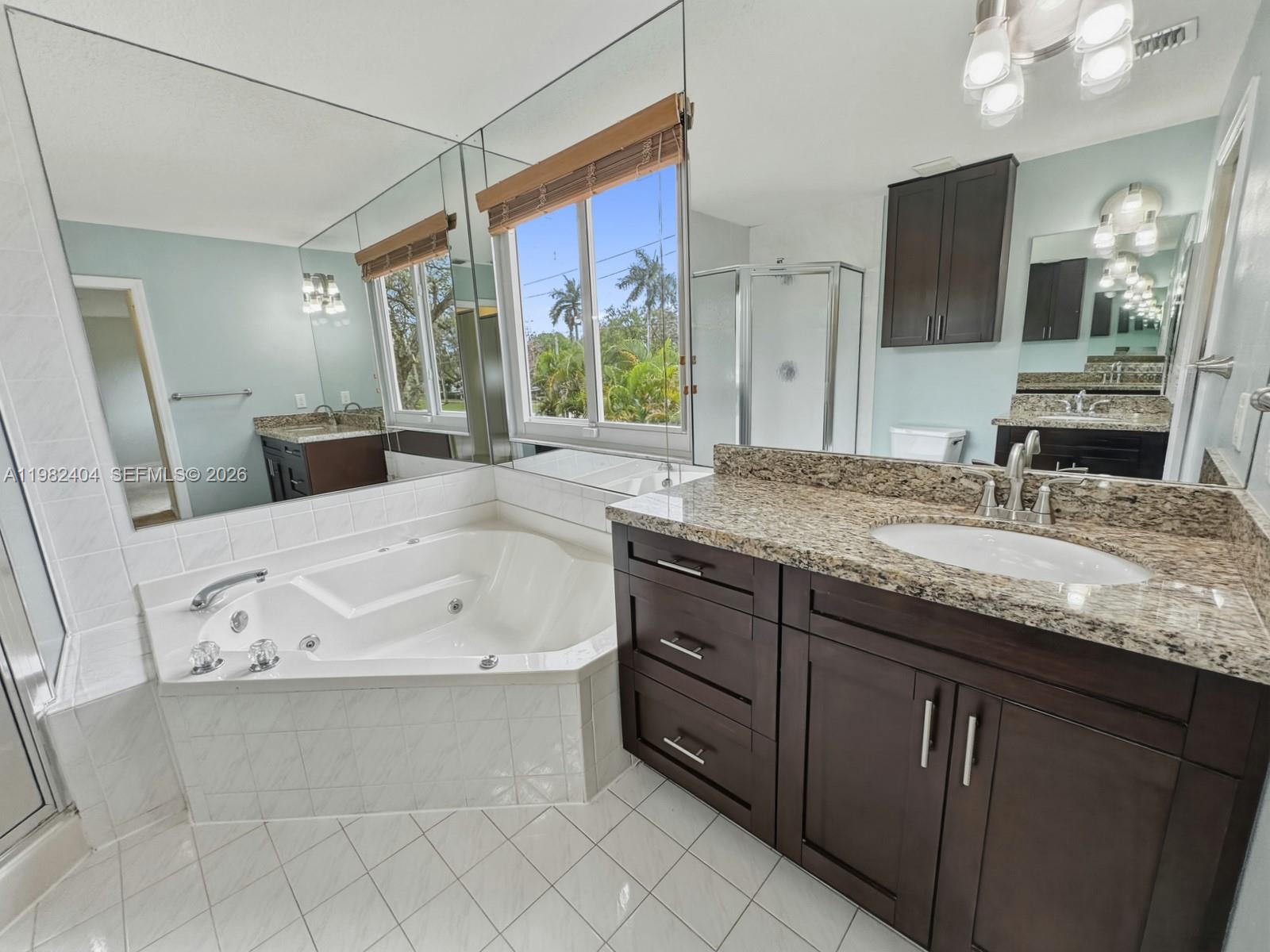 ROCK CREEK - REFLECTIONS - Residential