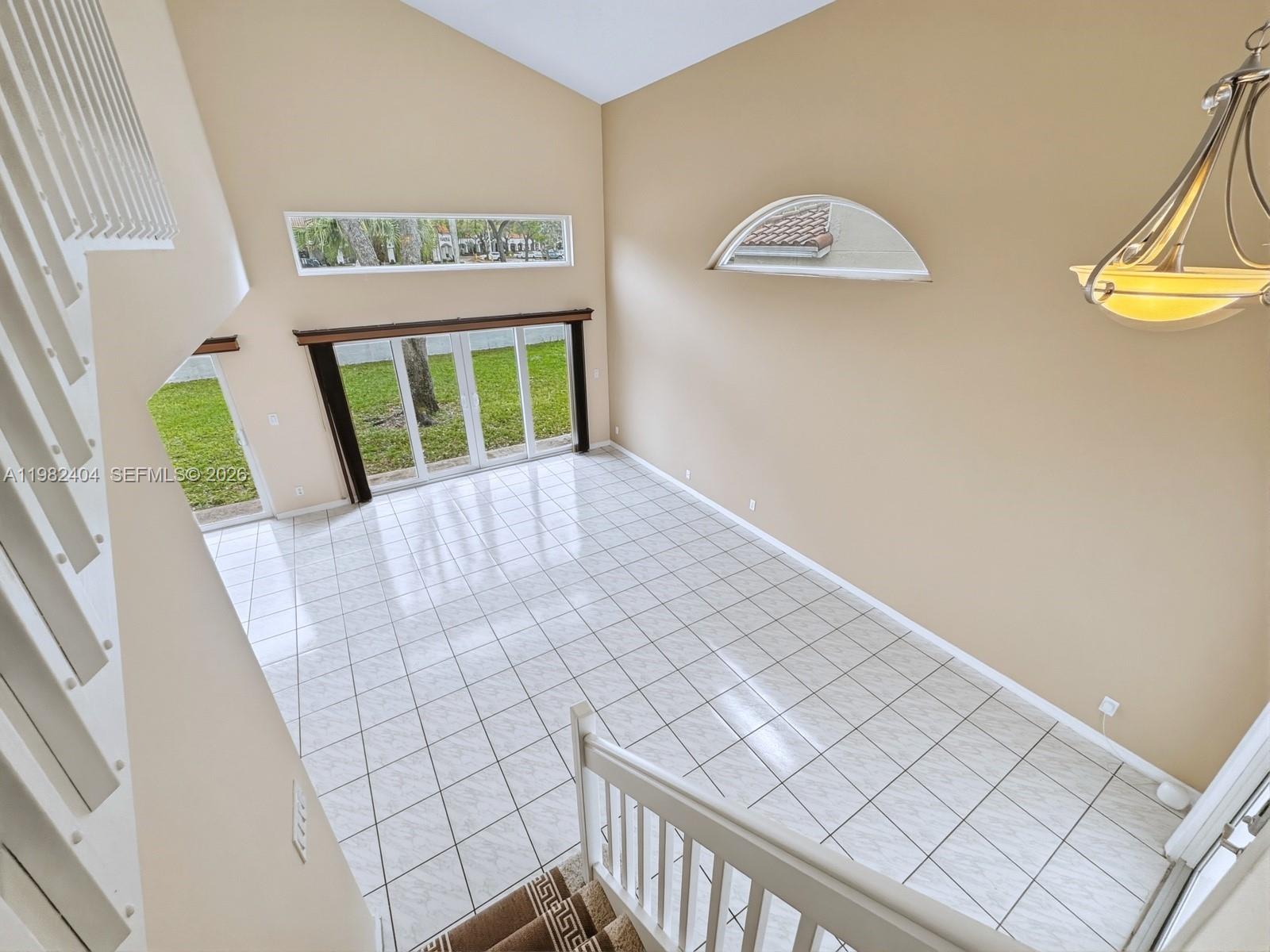 ROCK CREEK - REFLECTIONS - Residential