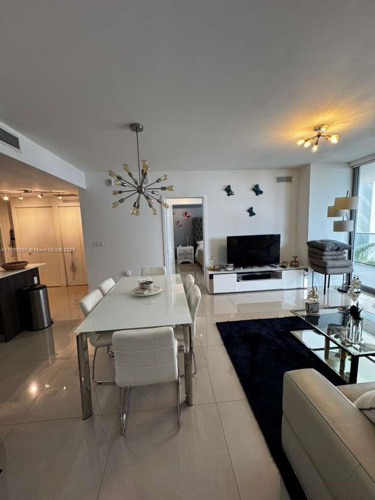 ARIA ON THE BAY CONDO - Residential