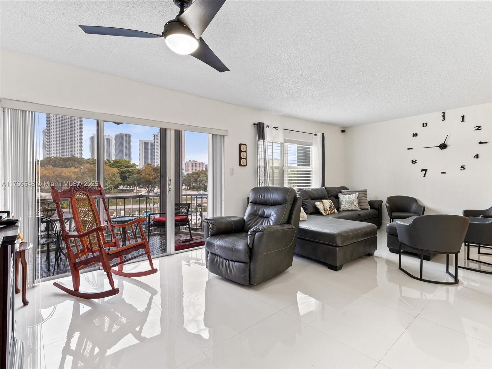 200 Diplomat Pkwy 424, Hallandale Beach, Broward County, Florida - 1 Bedrooms  
2 Bathrooms - 