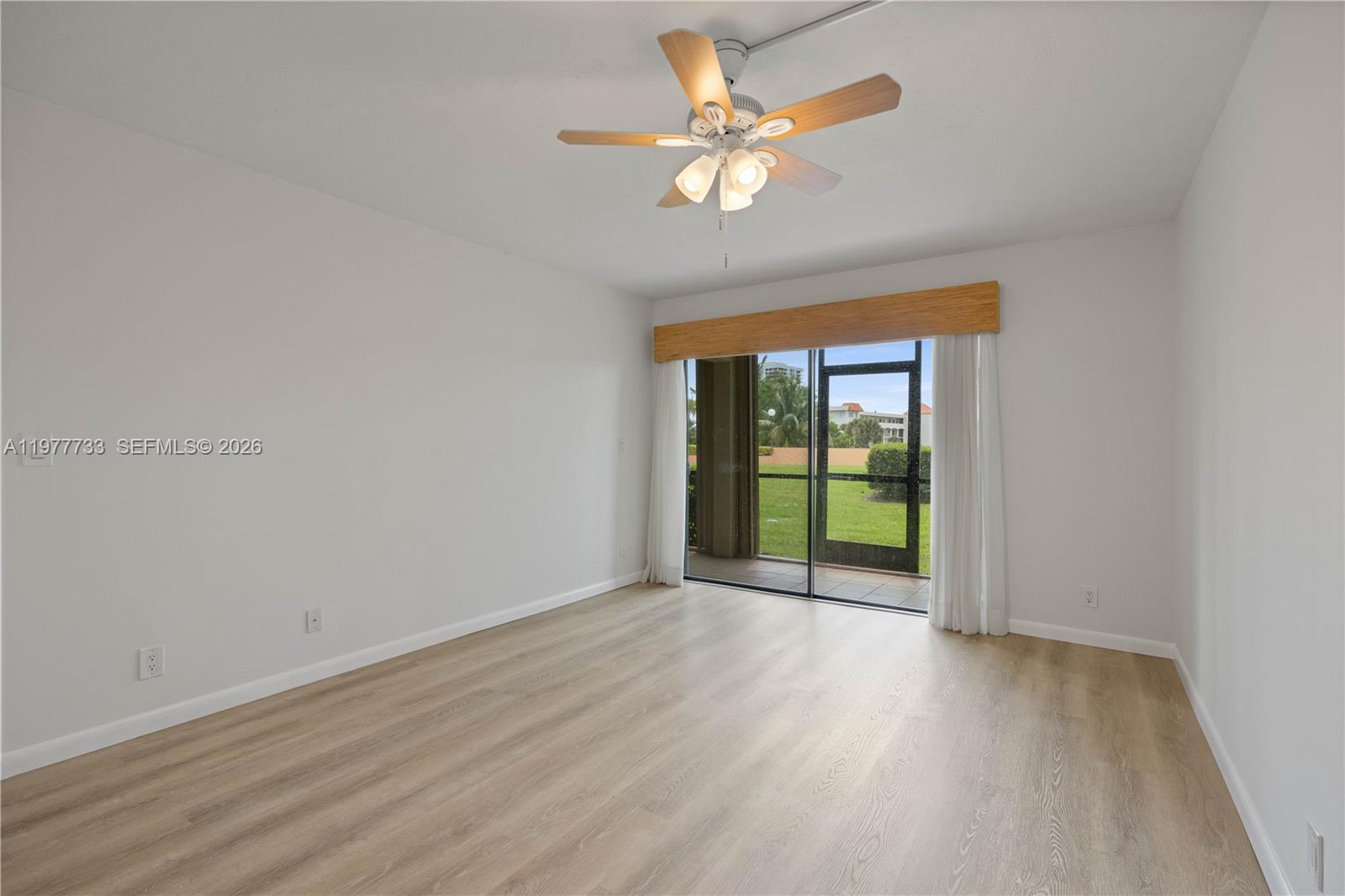 MARINA BAY CONDO - Residential