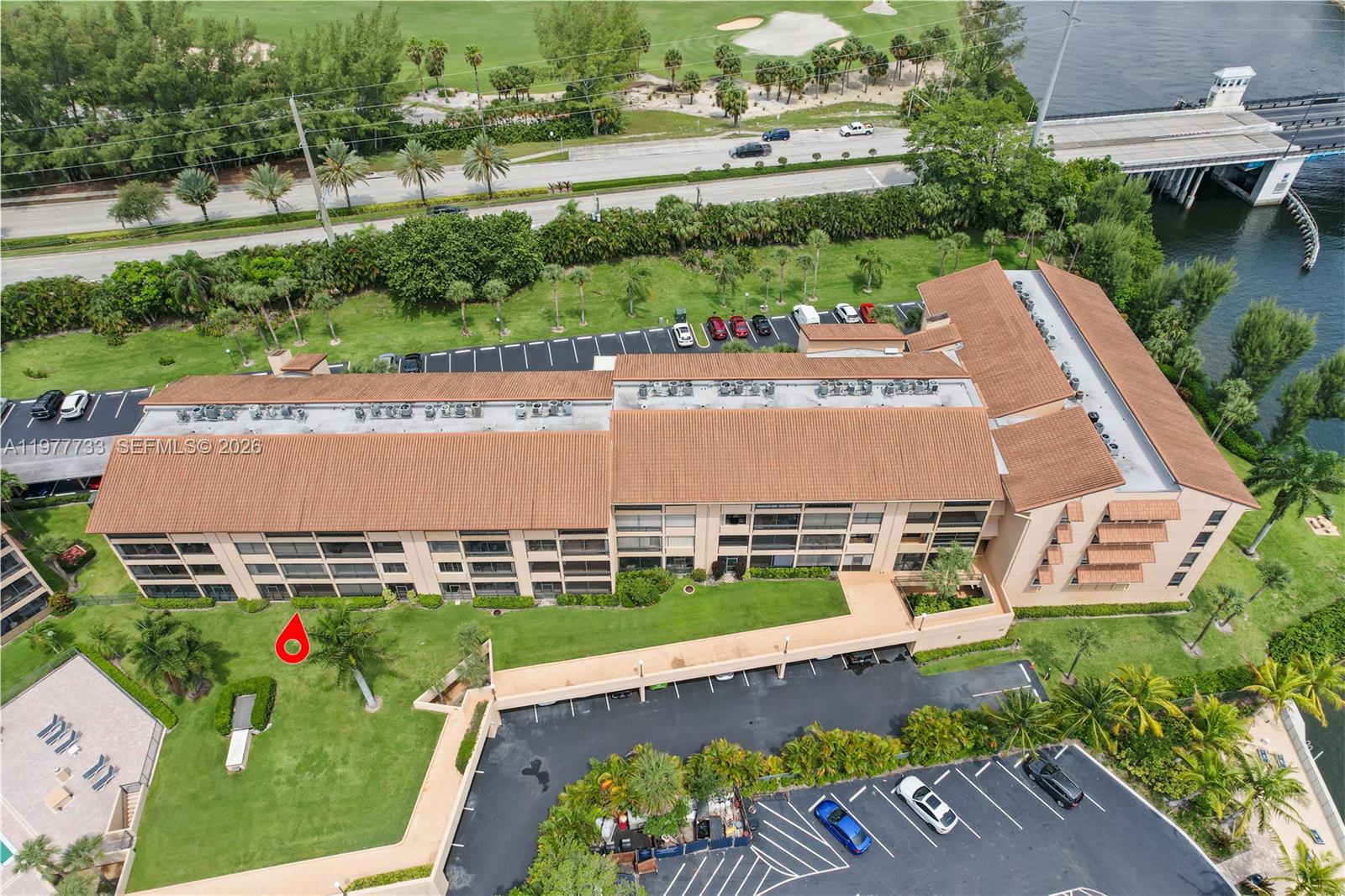 MARINA BAY CONDO - Residential