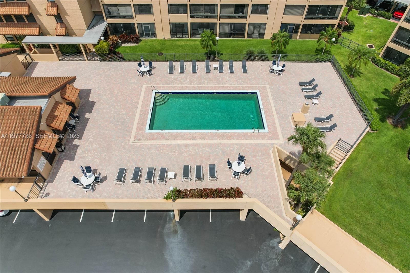 MARINA BAY CONDO - Residential