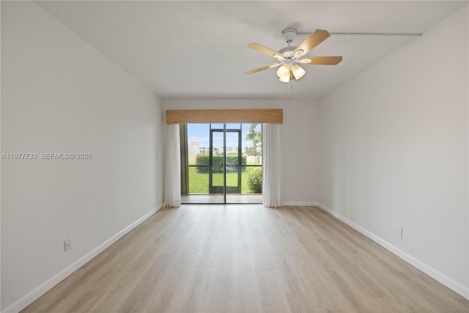 MARINA BAY CONDO - Residential