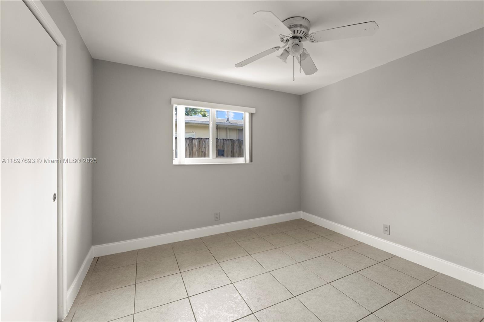 ISLAND VIEW - Residential Lease
