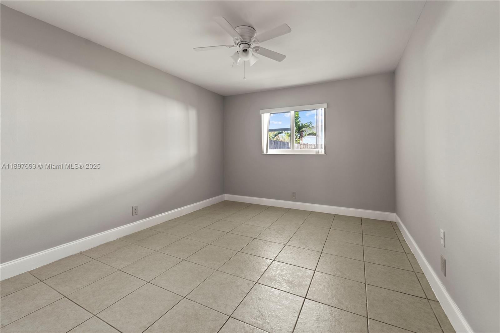ISLAND VIEW - Residential Lease
