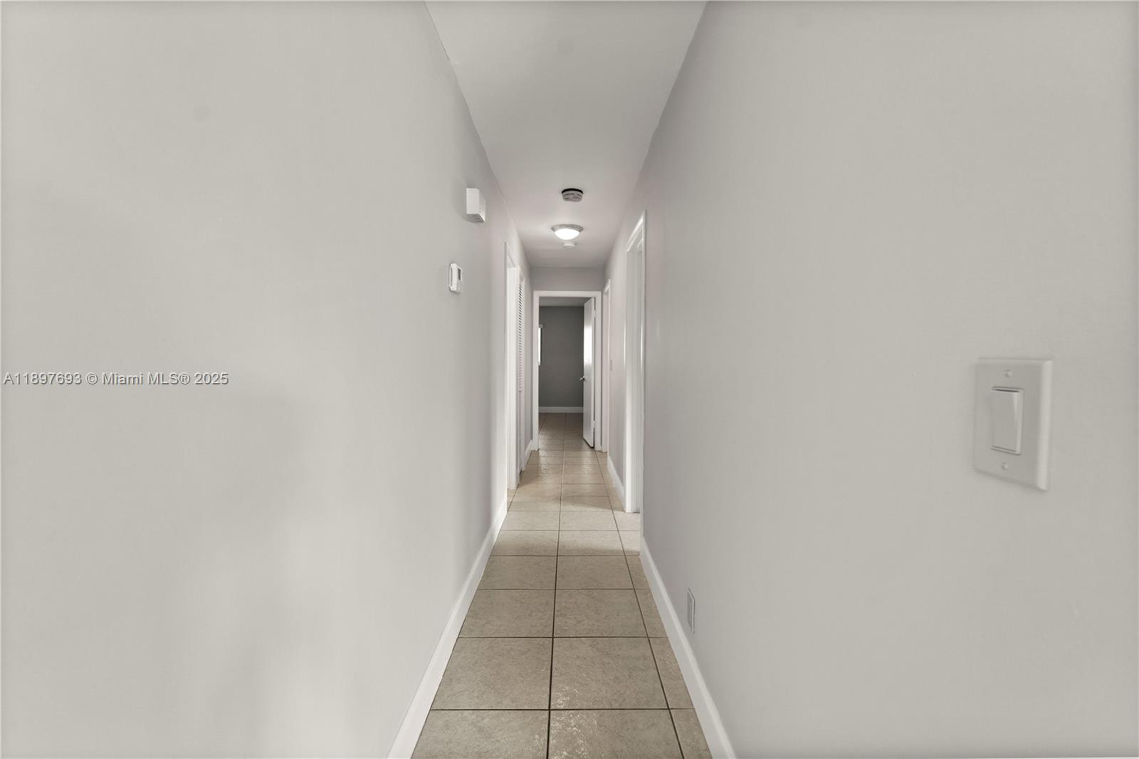 ISLAND VIEW - Residential Lease