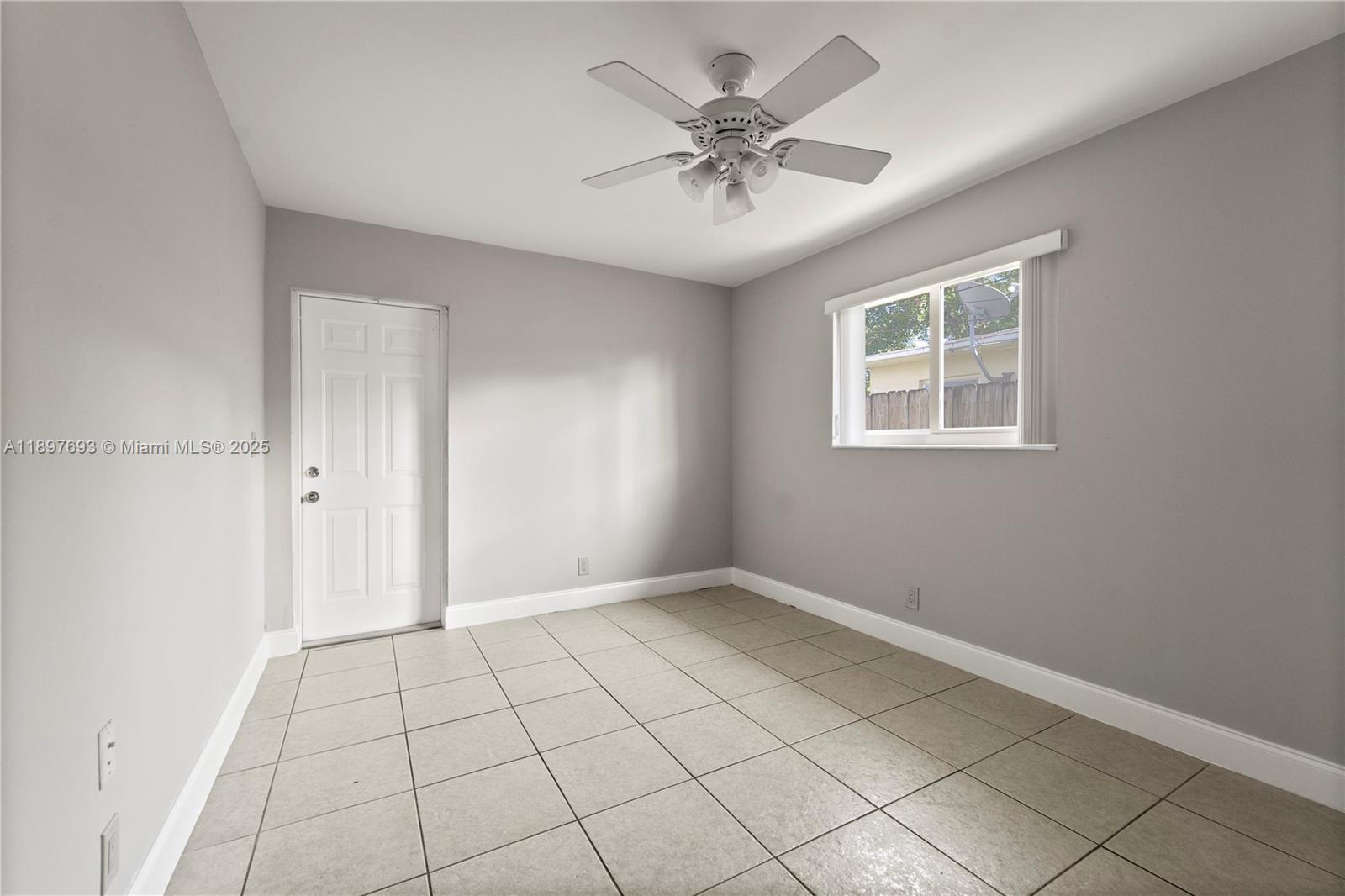 ISLAND VIEW - Residential Lease