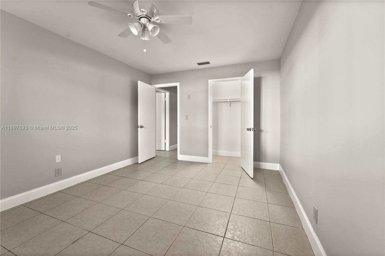 ISLAND VIEW - Residential Lease
