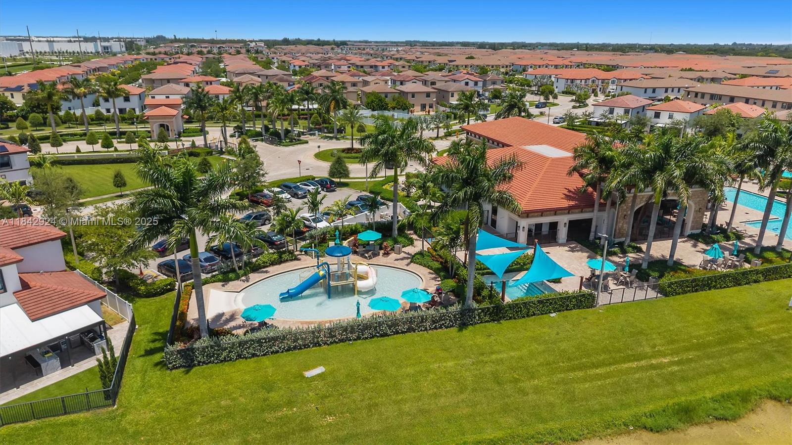 AQUABELLA SECTION TWO - Residential