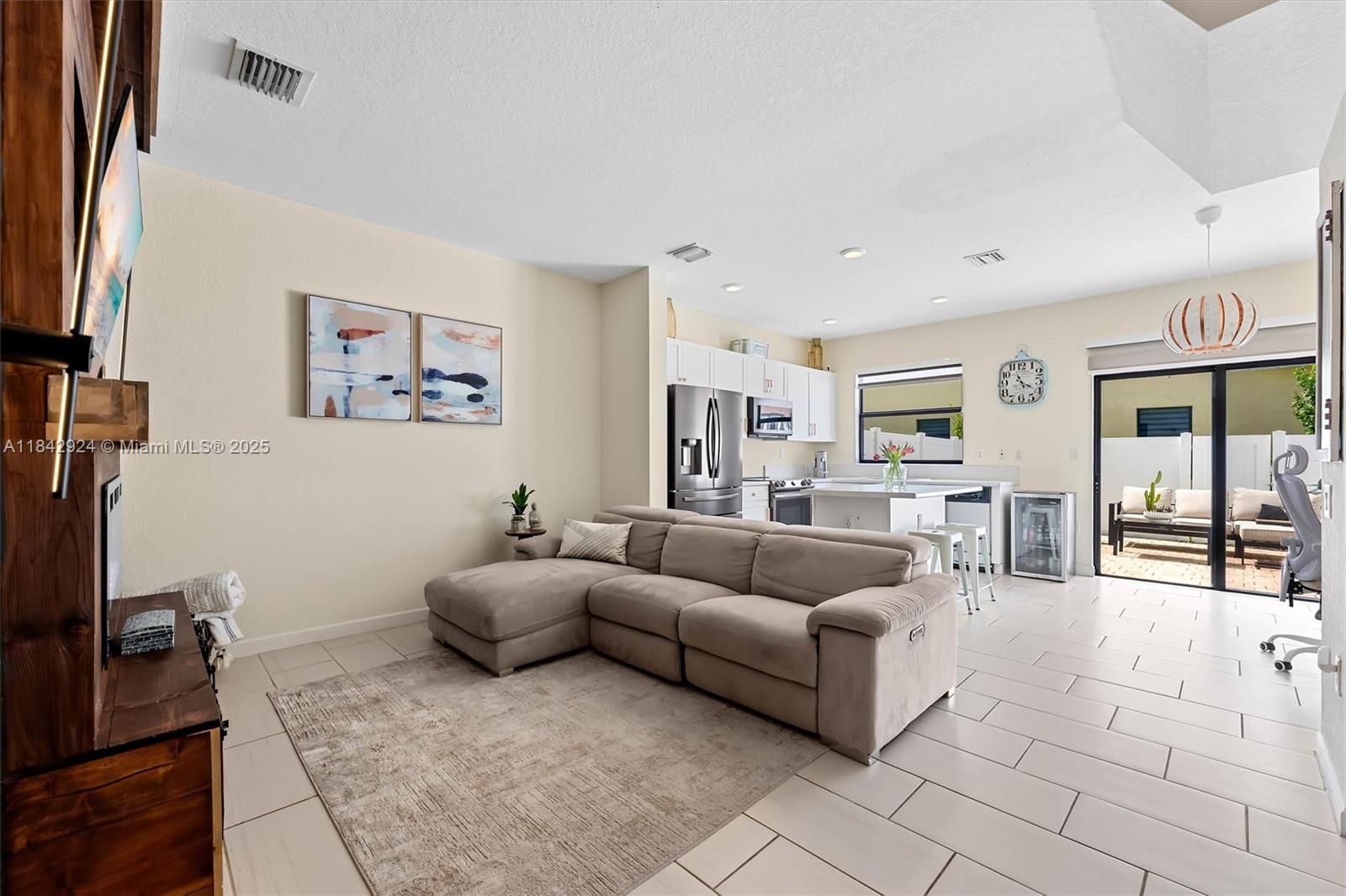 AQUABELLA SECTION TWO - Residential