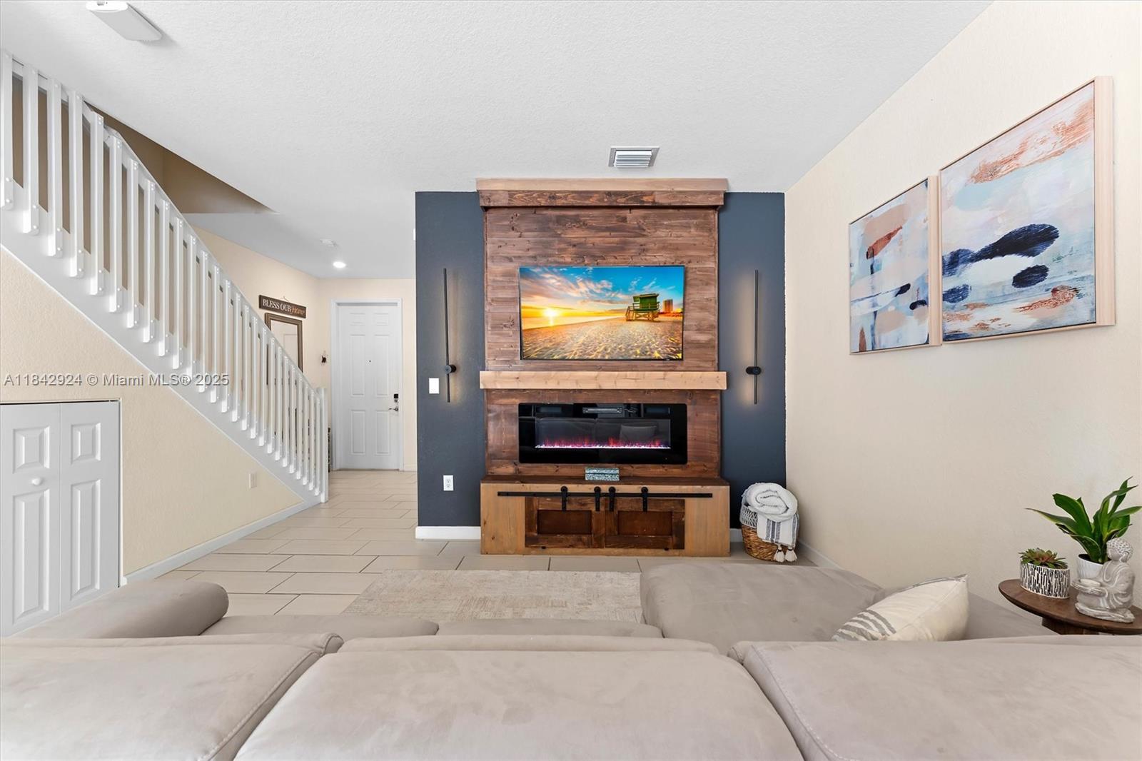 AQUABELLA SECTION TWO - Residential