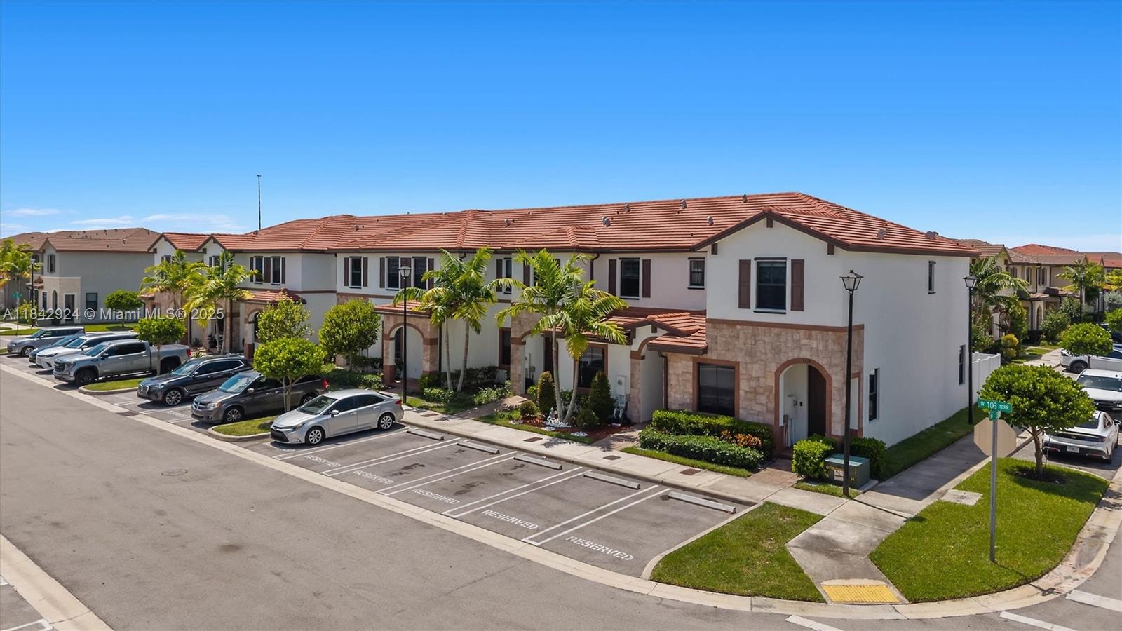 AQUABELLA SECTION TWO - Residential