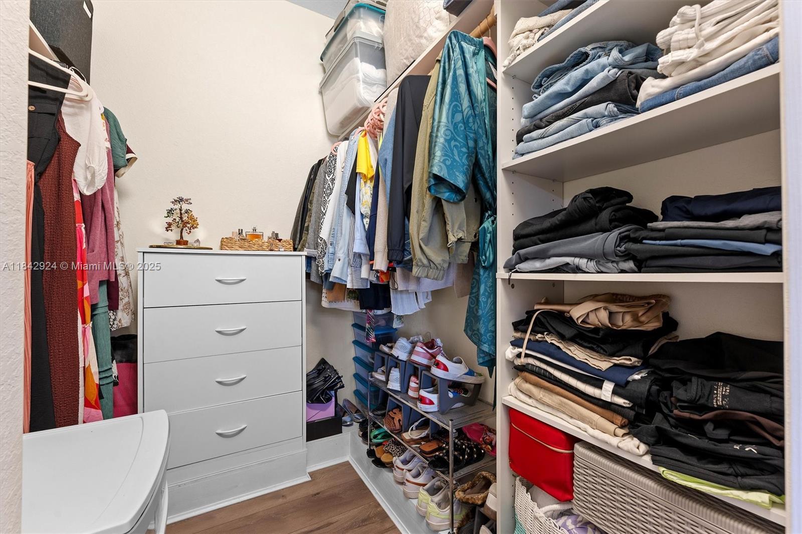 AQUABELLA SECTION TWO - Residential