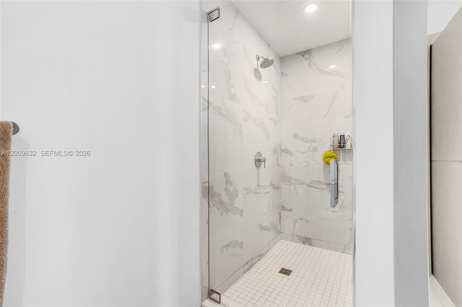 PARAMOUNT MIAMI WORLDCENT - Residential