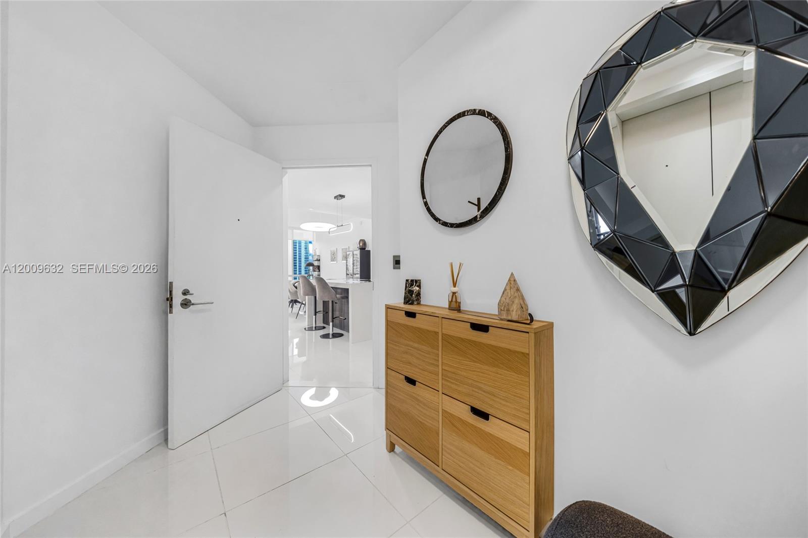PARAMOUNT MIAMI WORLDCENT - Residential