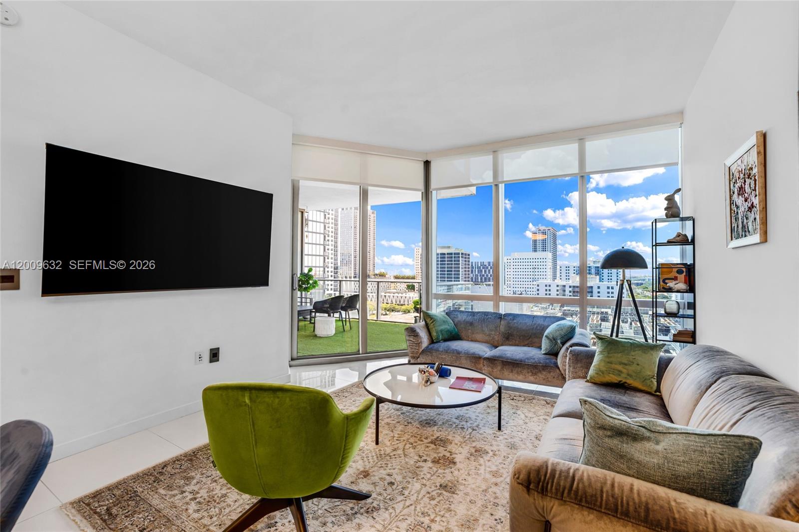 PARAMOUNT MIAMI WORLDCENT - Residential