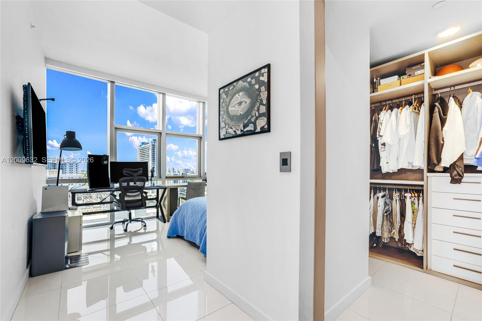 PARAMOUNT MIAMI WORLDCENT - Residential