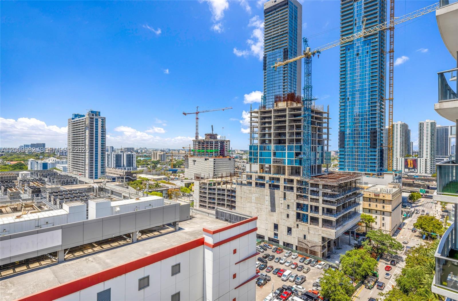 PARAMOUNT MIAMI WORLDCENT - Residential
