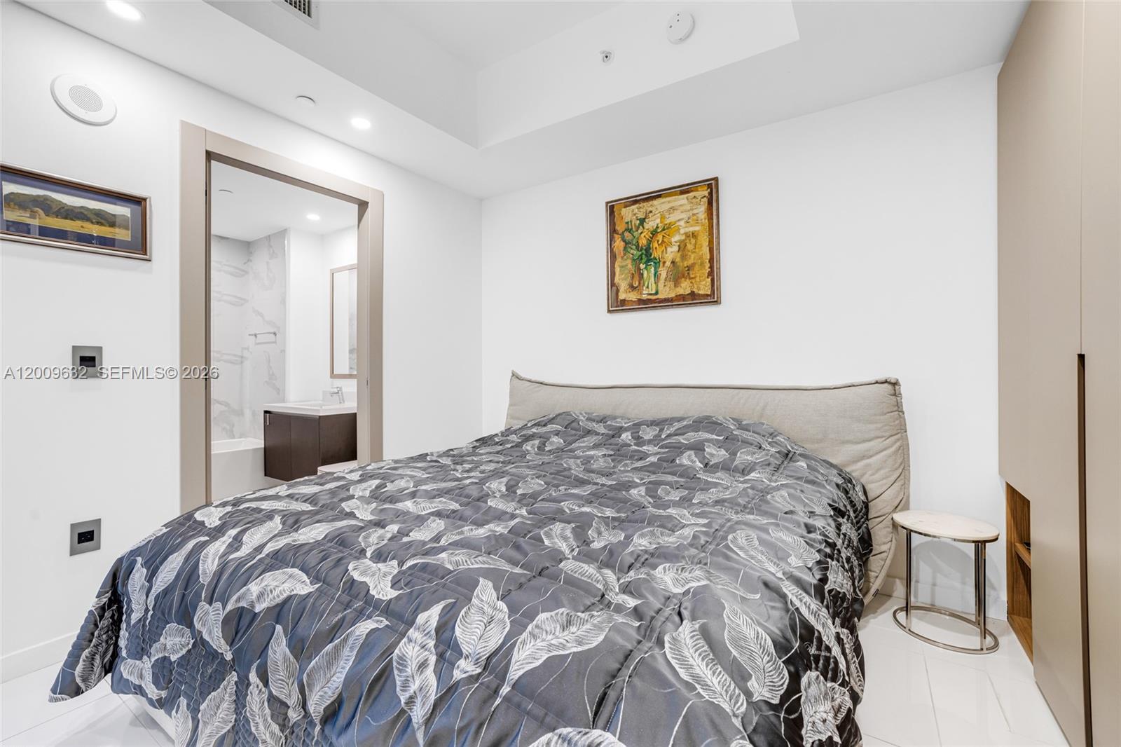 PARAMOUNT MIAMI WORLDCENT - Residential