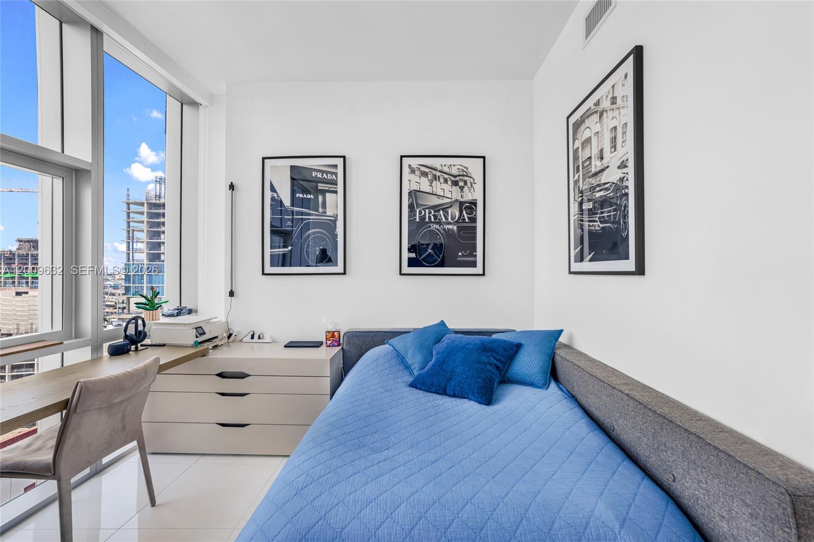 PARAMOUNT MIAMI WORLDCENT - Residential