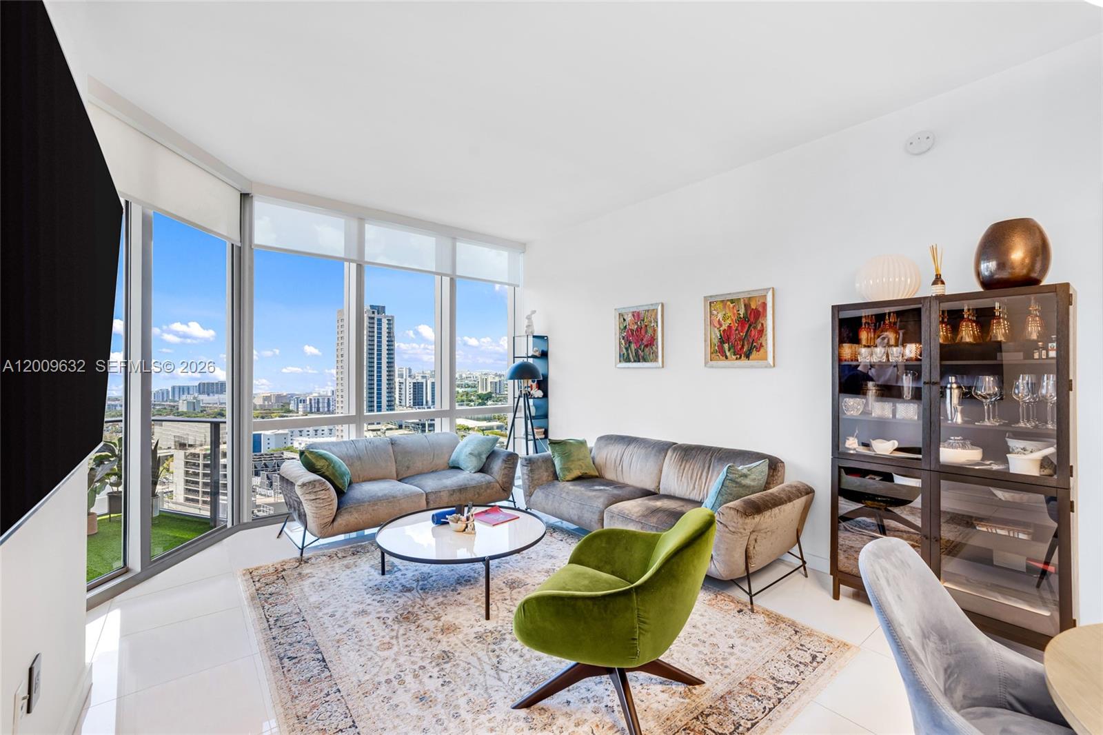 PARAMOUNT MIAMI WORLDCENT - Residential