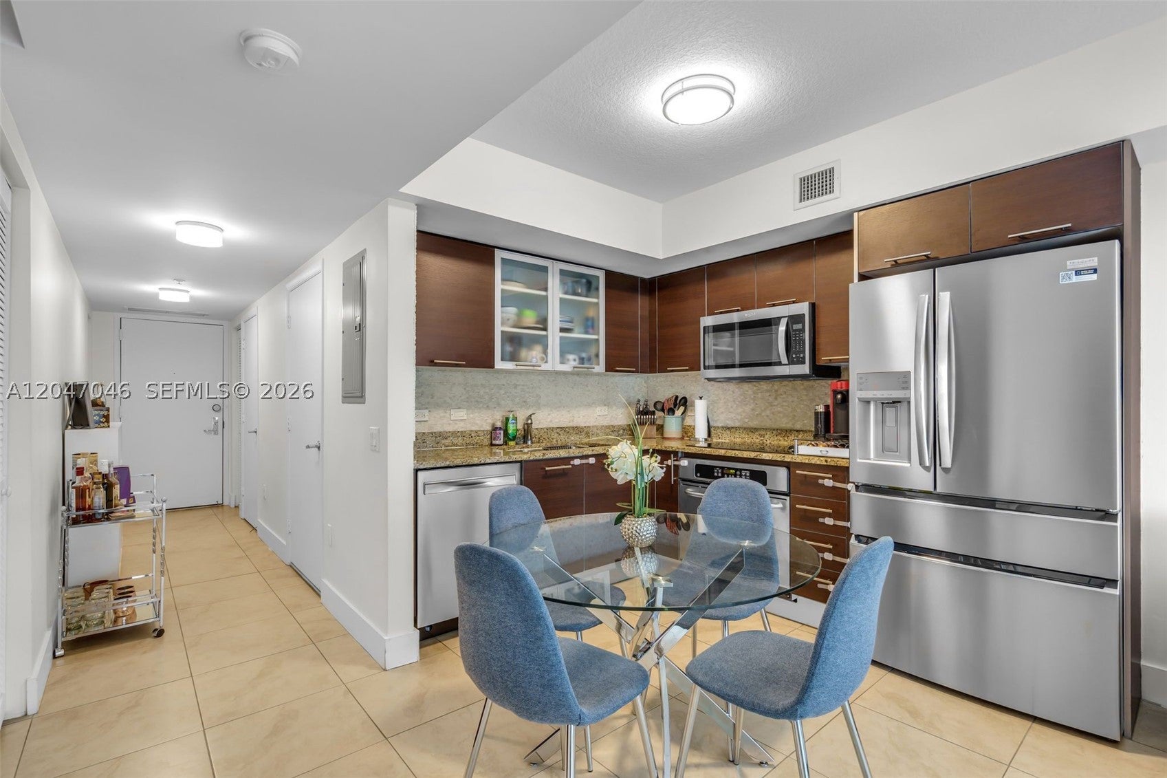 41 SE 5th St 908