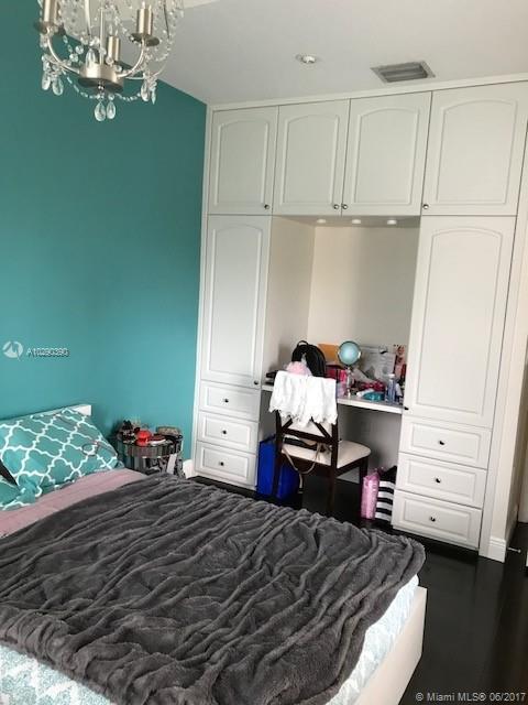 KENDALL VILLAGE TOWNVILLA - Residential Lease