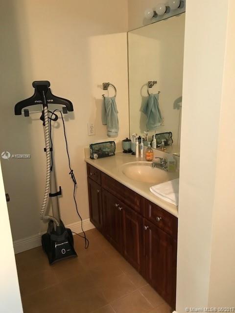 KENDALL VILLAGE TOWNVILLA - Residential Lease