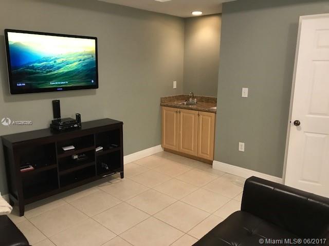 KENDALL VILLAGE TOWNVILLA - Residential Lease