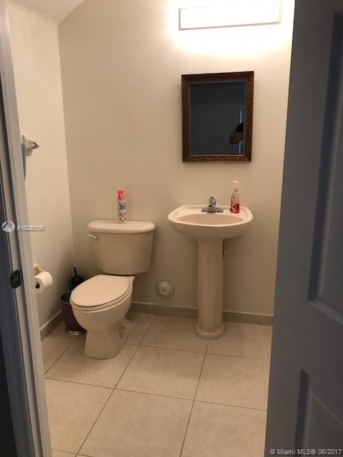 KENDALL VILLAGE TOWNVILLA - Residential Lease