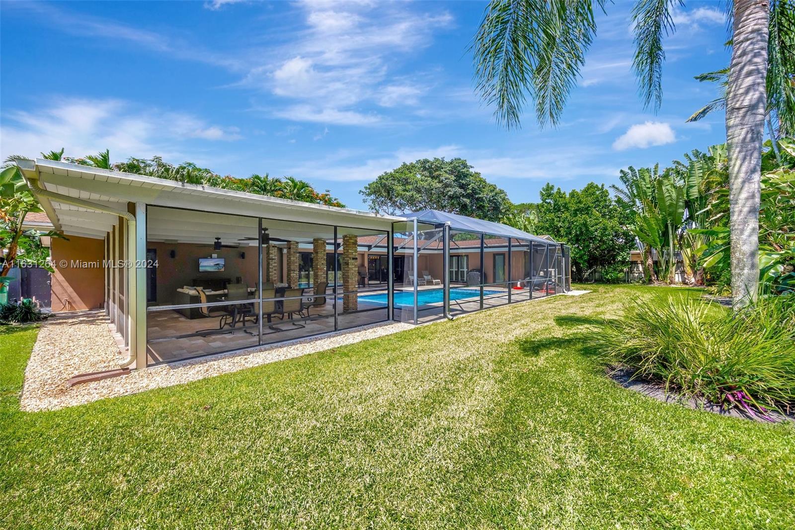 LAUREL HILL PARK - Residential