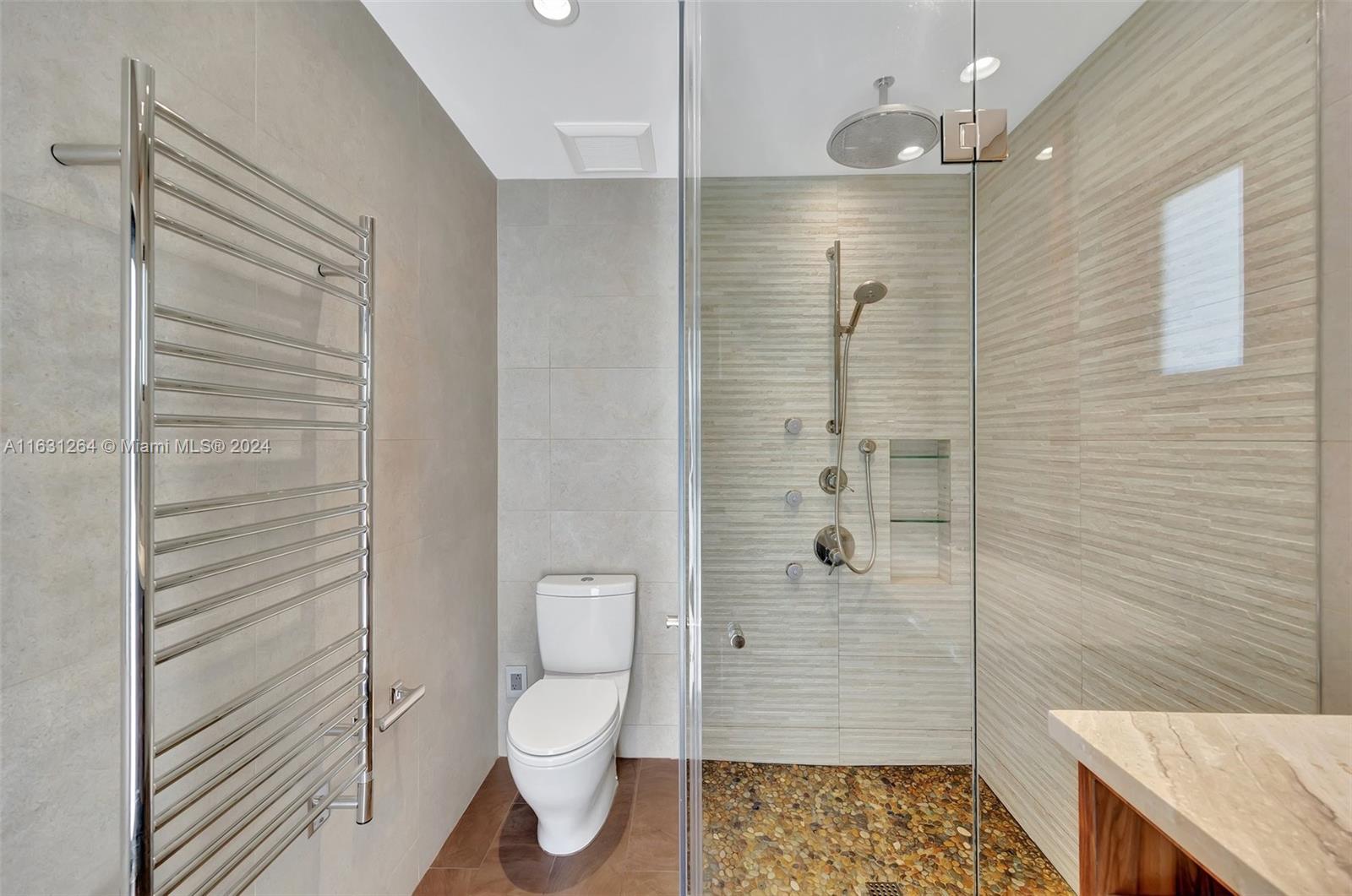 LAUREL HILL PARK - Residential