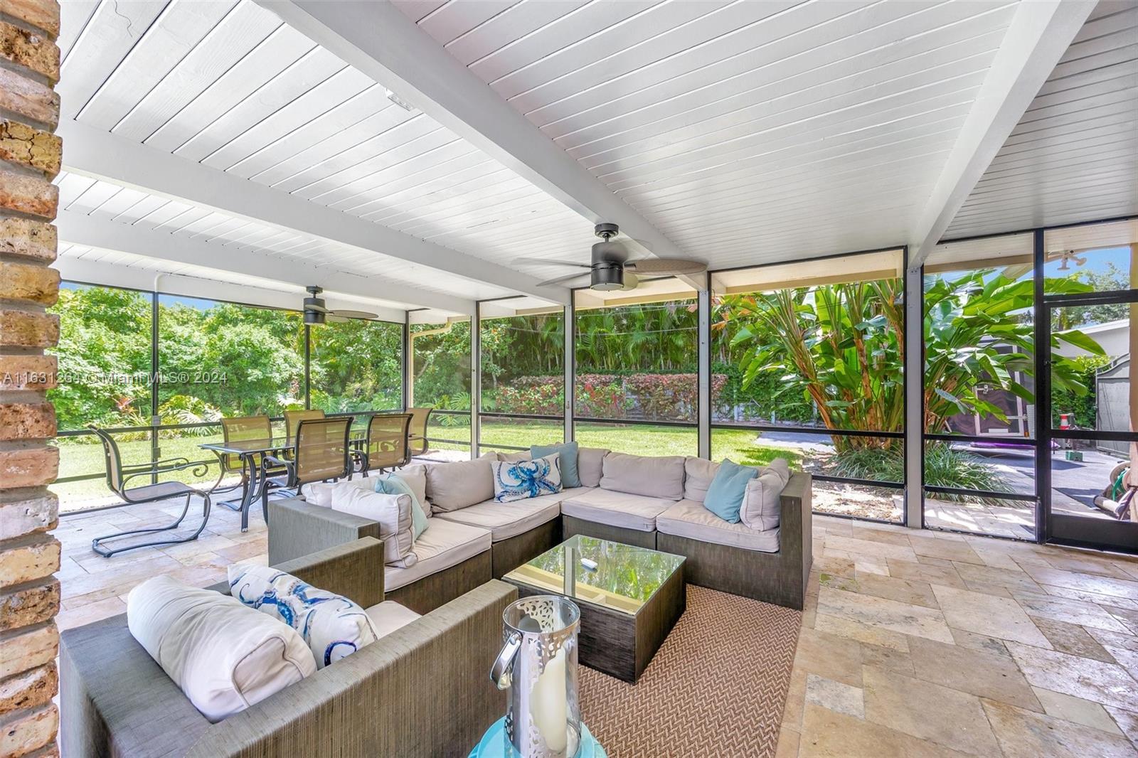 LAUREL HILL PARK - Residential