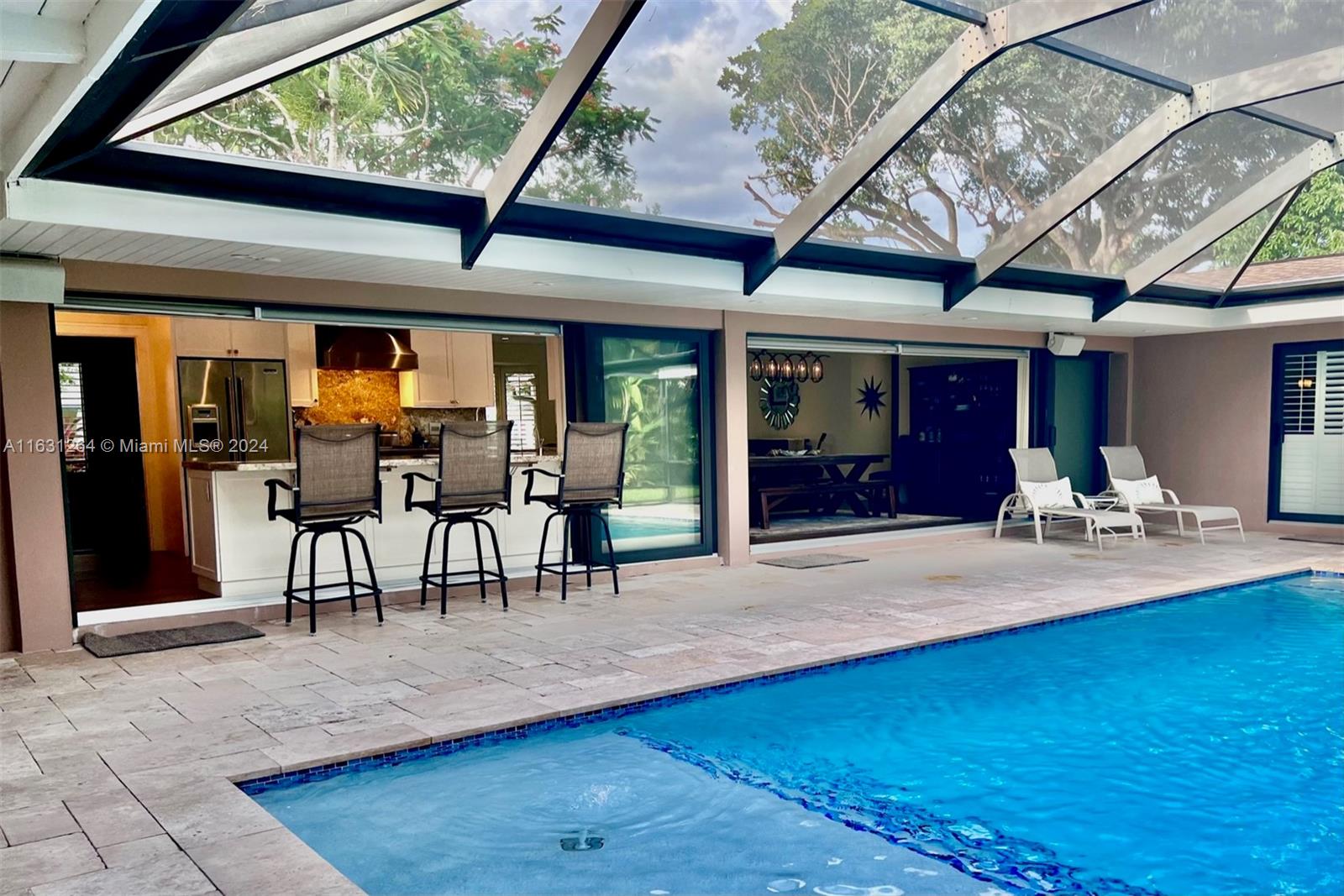 LAUREL HILL PARK - Residential