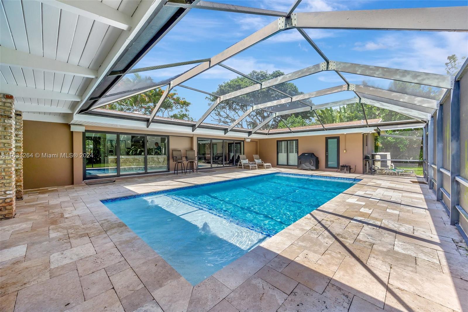 LAUREL HILL PARK - Residential