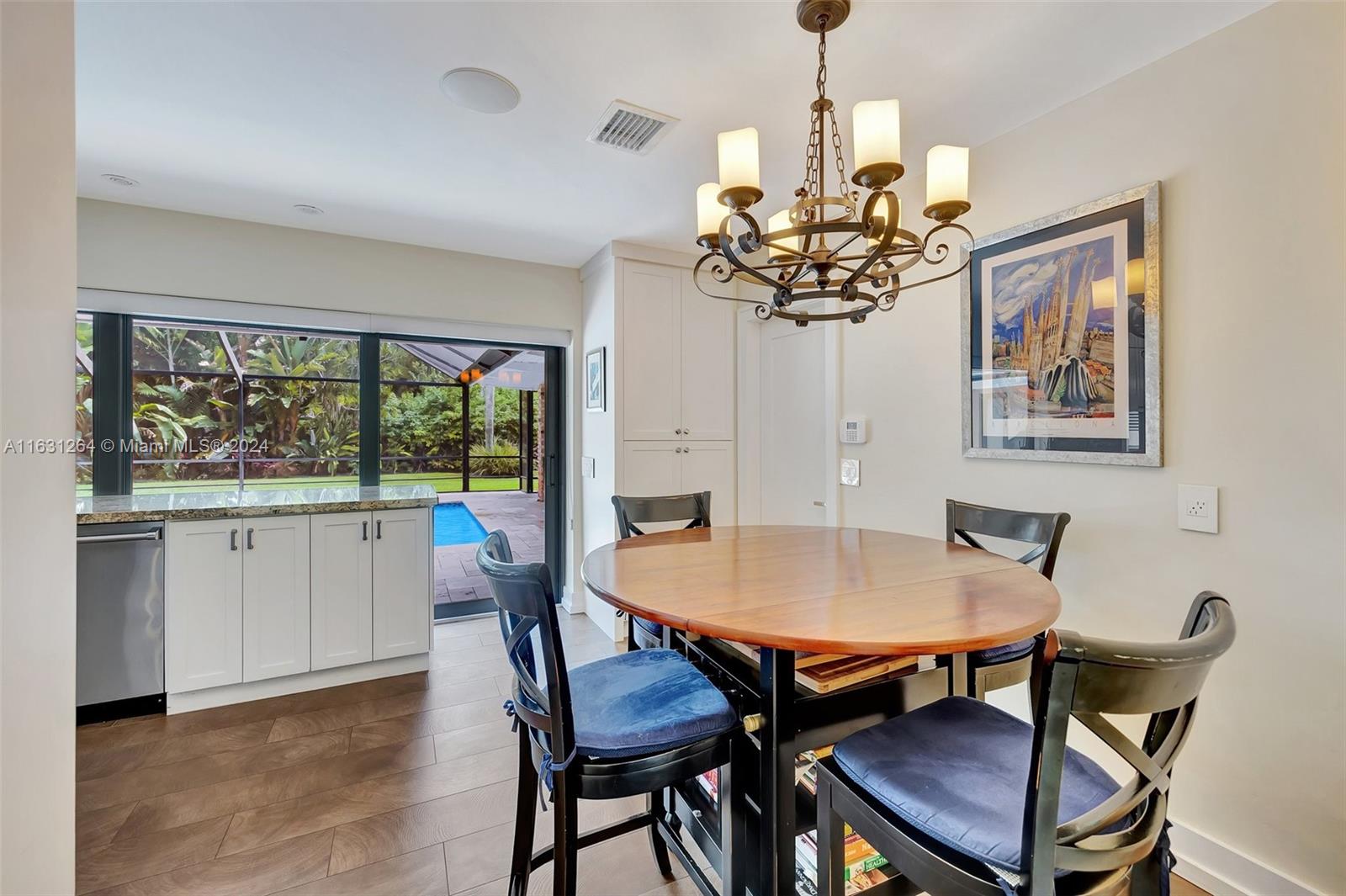 LAUREL HILL PARK - Residential