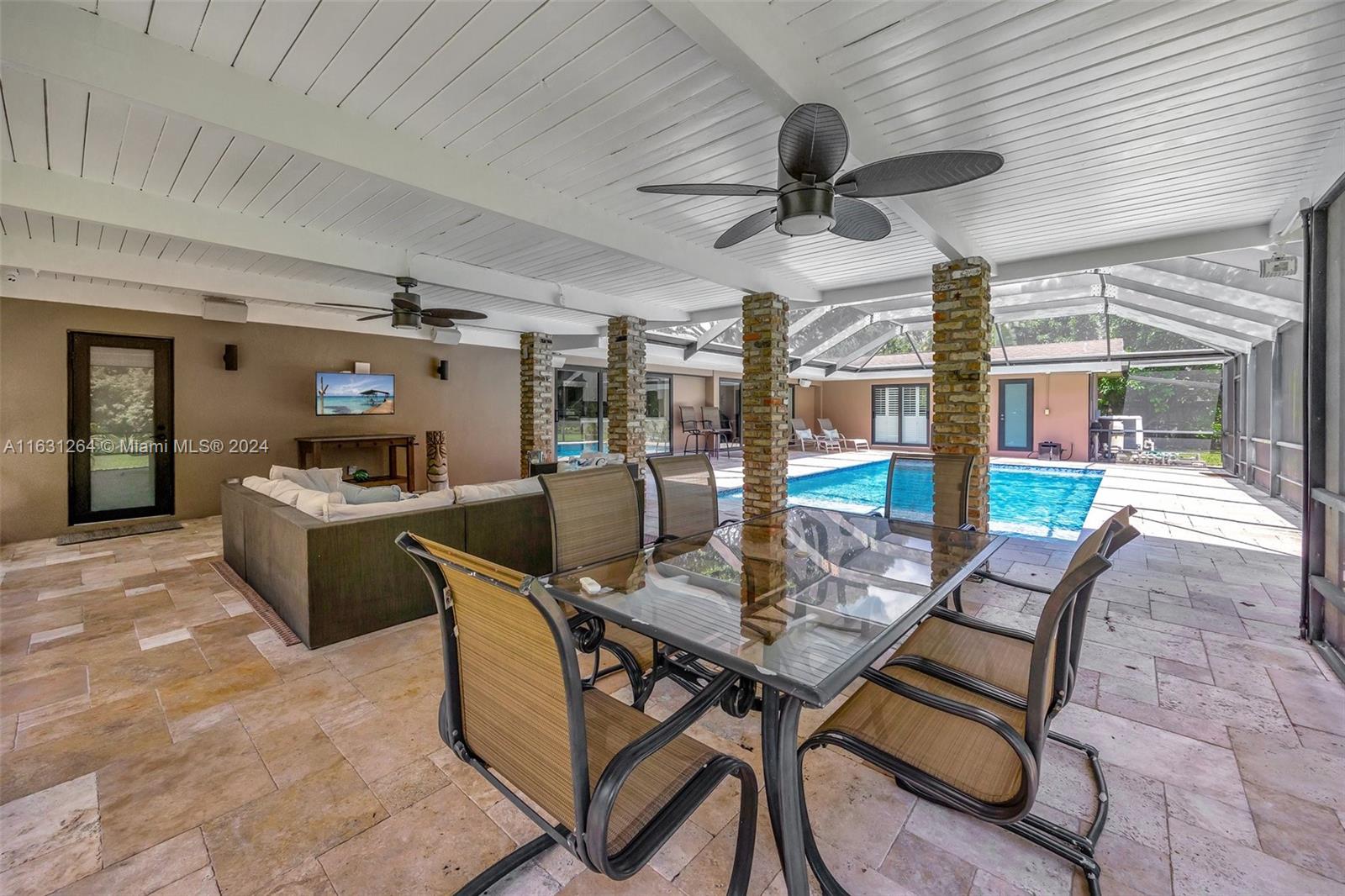 LAUREL HILL PARK - Residential