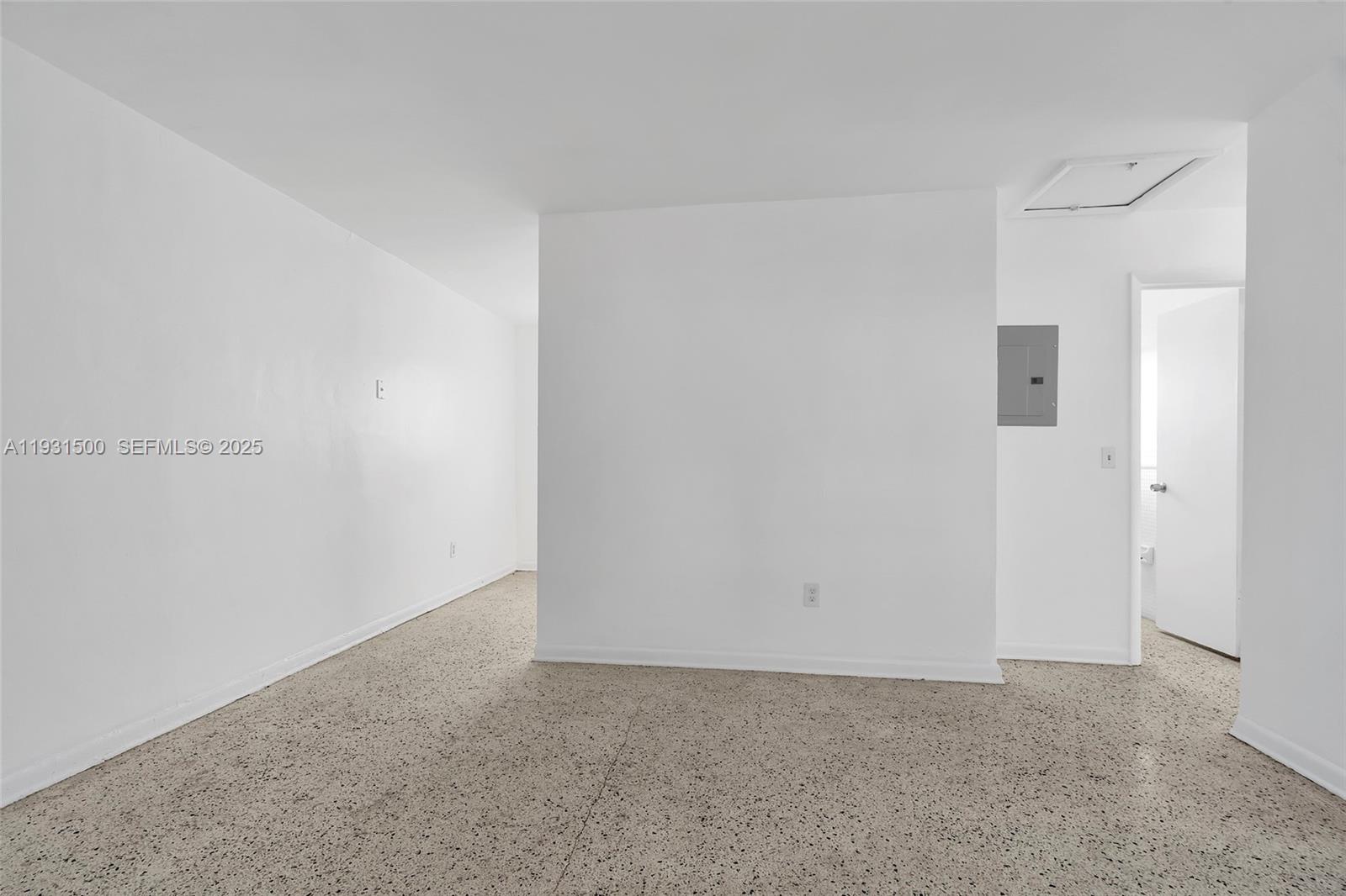 CITY OF MIAMI SOUTH - Residential Lease