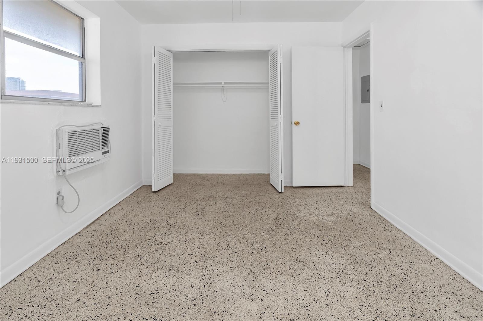 CITY OF MIAMI SOUTH - Residential Lease