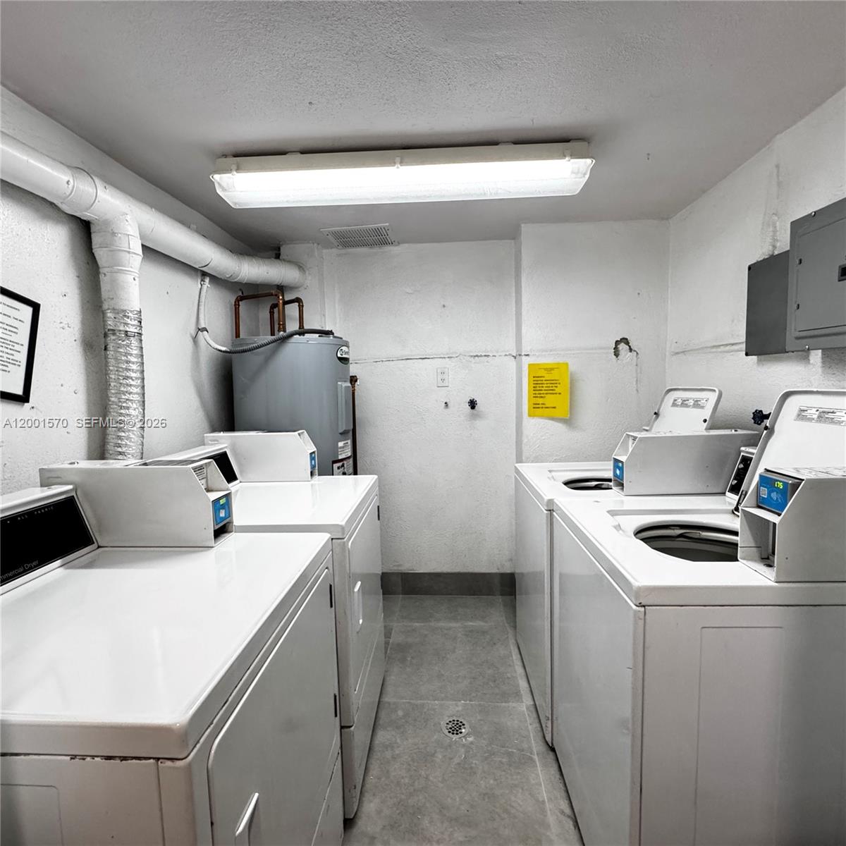 FIRST GULFSTREAM GARDEN - Residential Lease