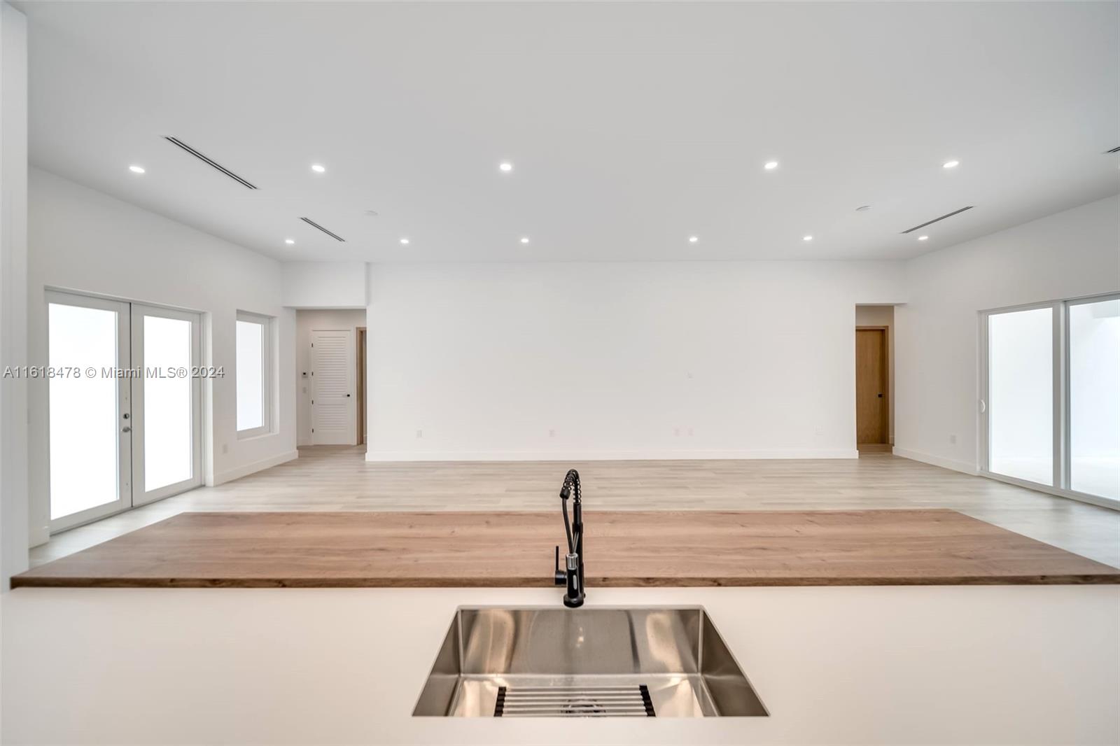 RODRIGO HOMES - Residential Lease
