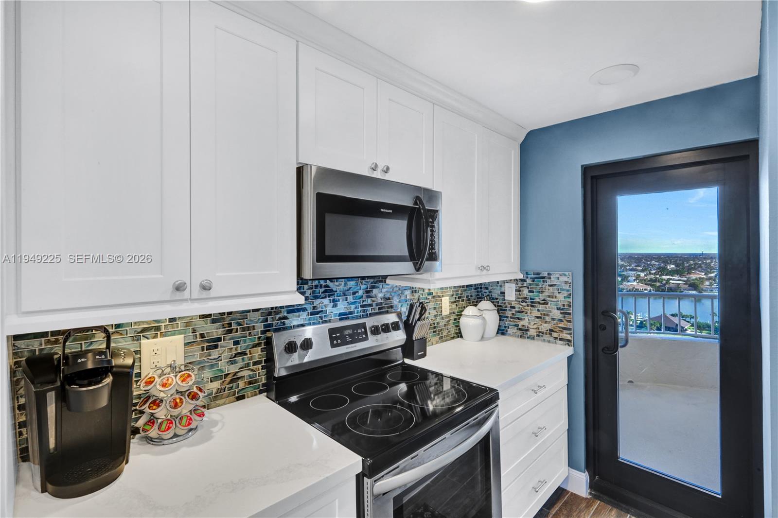 MARCO BEACH - Residential