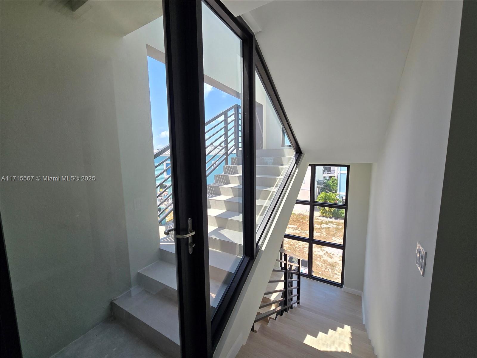 KEY LARGO OCEAN RESORT CO - Residential